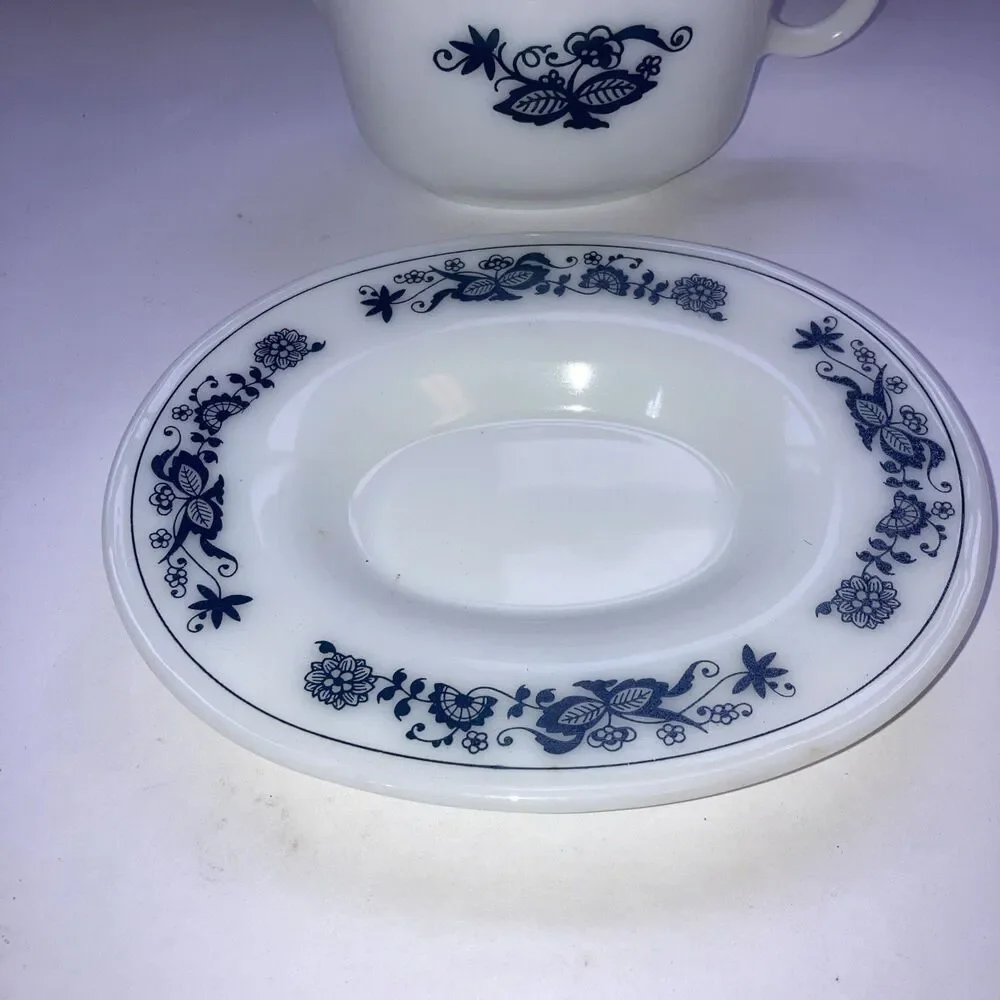 Pyrex this vintage